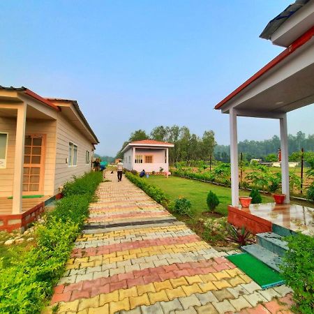 Corbett Veda Inn รามนาการ์ ภายนอก รูปภาพ